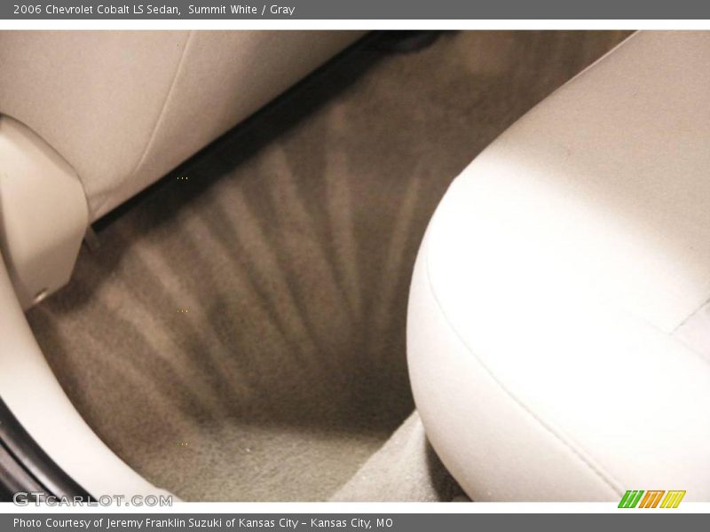 Summit White / Gray 2006 Chevrolet Cobalt LS Sedan