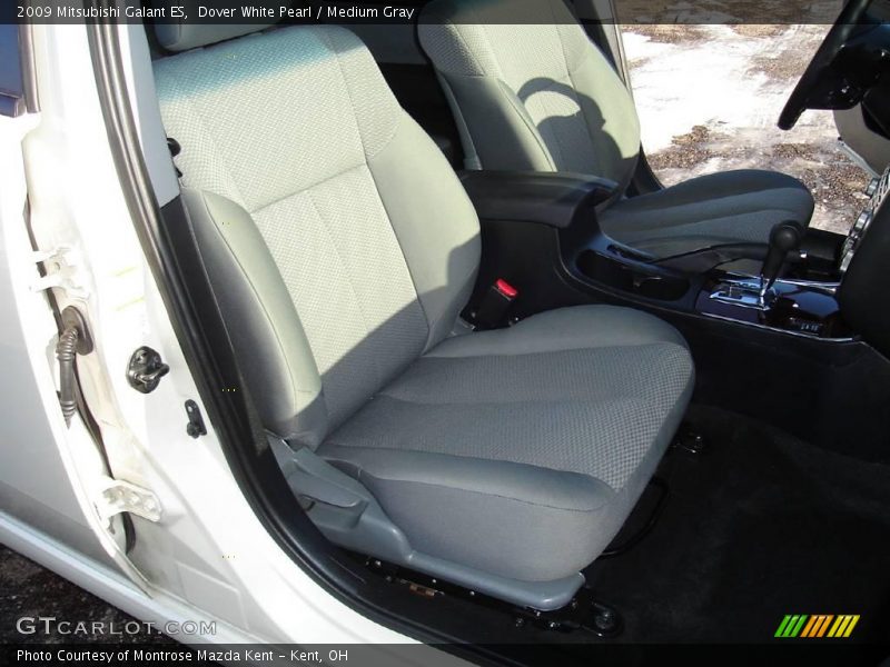 Dover White Pearl / Medium Gray 2009 Mitsubishi Galant ES
