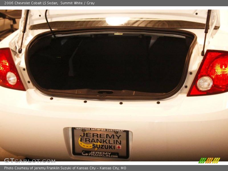 Summit White / Gray 2006 Chevrolet Cobalt LS Sedan