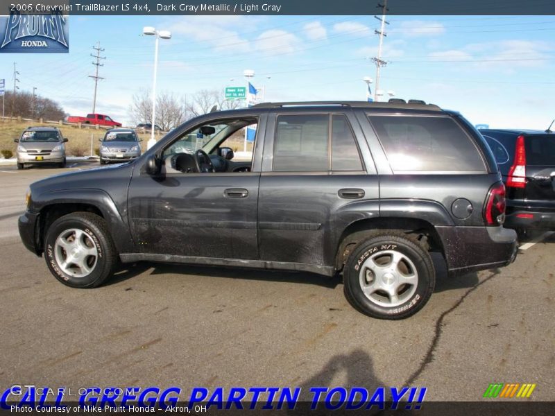 Dark Gray Metallic / Light Gray 2006 Chevrolet TrailBlazer LS 4x4