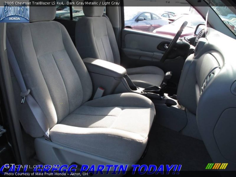 Dark Gray Metallic / Light Gray 2006 Chevrolet TrailBlazer LS 4x4