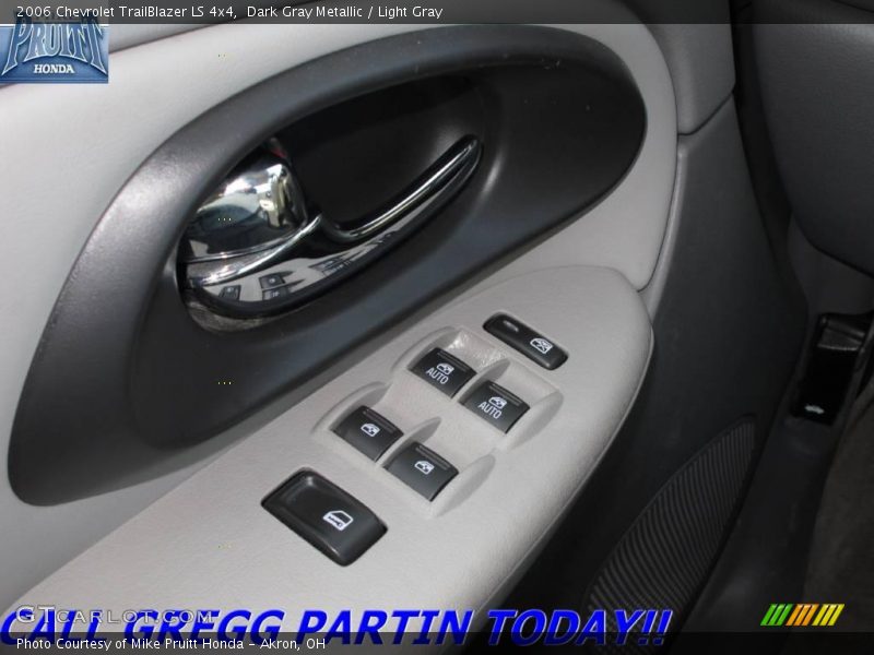 Dark Gray Metallic / Light Gray 2006 Chevrolet TrailBlazer LS 4x4
