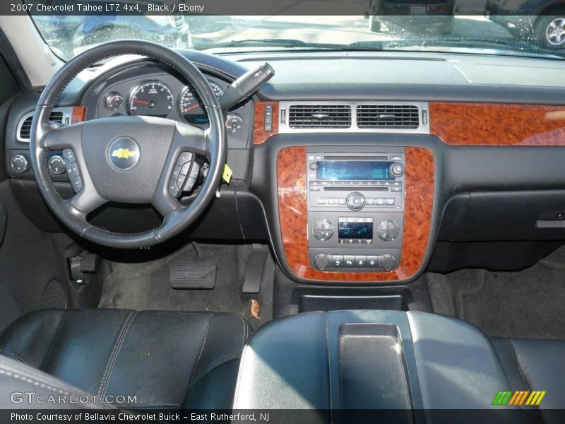 Black / Ebony 2007 Chevrolet Tahoe LTZ 4x4