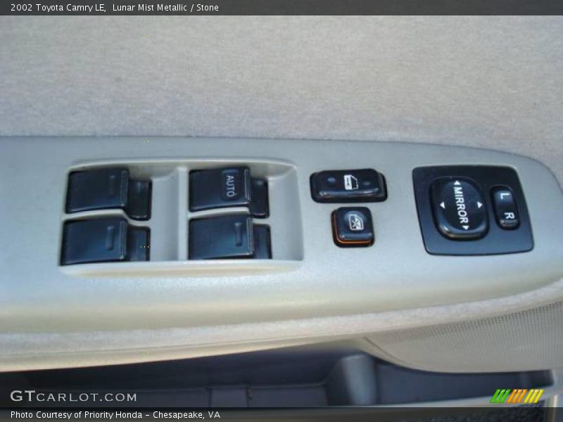 Lunar Mist Metallic / Stone 2002 Toyota Camry LE