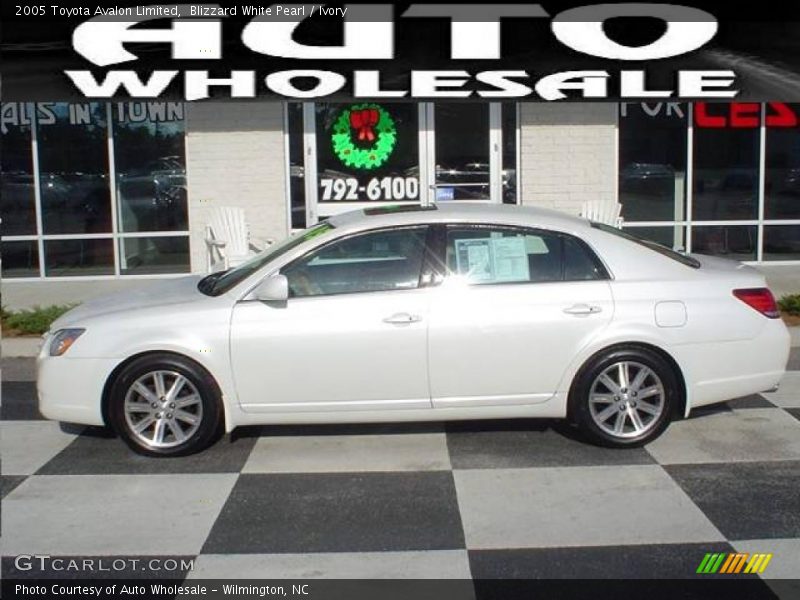Blizzard White Pearl / Ivory 2005 Toyota Avalon Limited