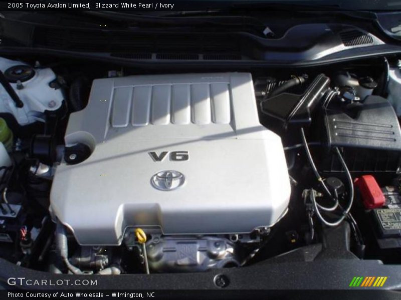 Blizzard White Pearl / Ivory 2005 Toyota Avalon Limited
