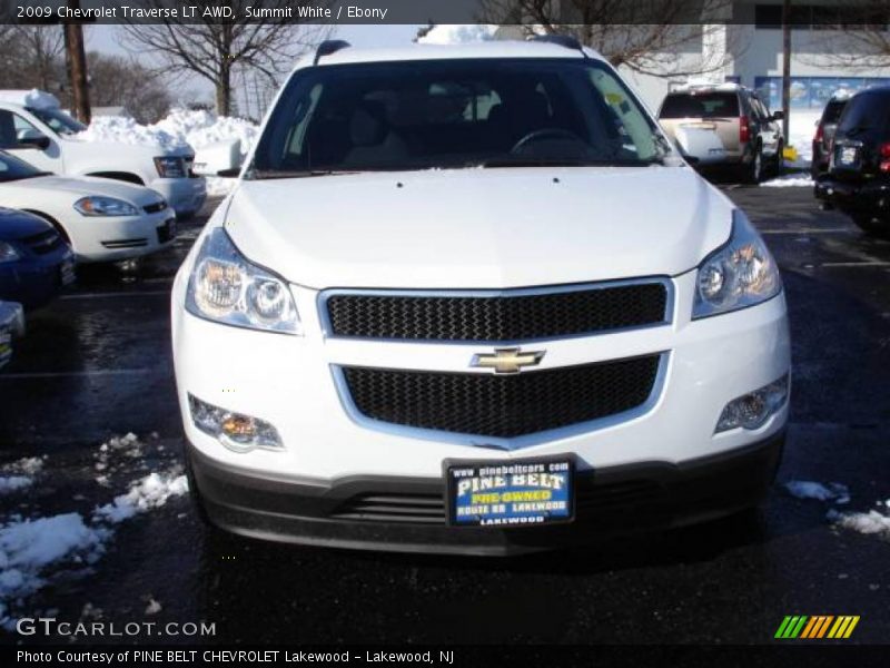 Summit White / Ebony 2009 Chevrolet Traverse LT AWD