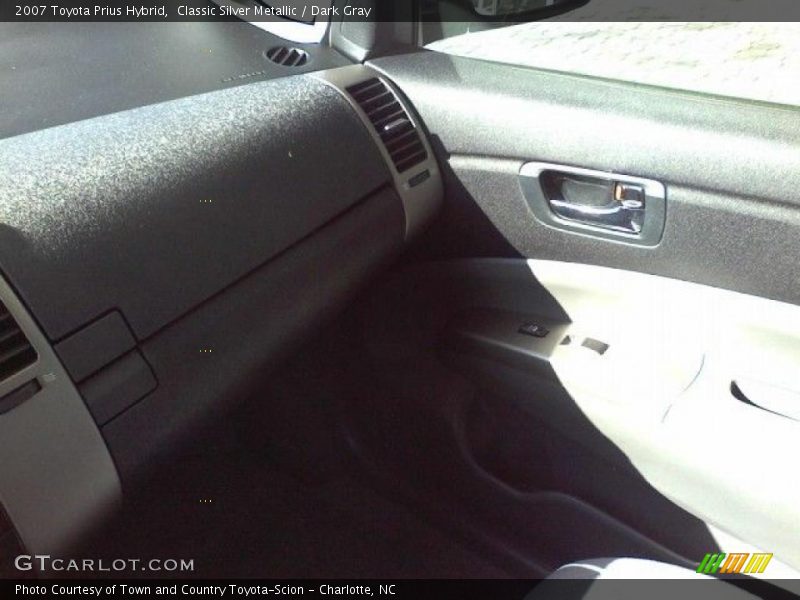 Classic Silver Metallic / Dark Gray 2007 Toyota Prius Hybrid