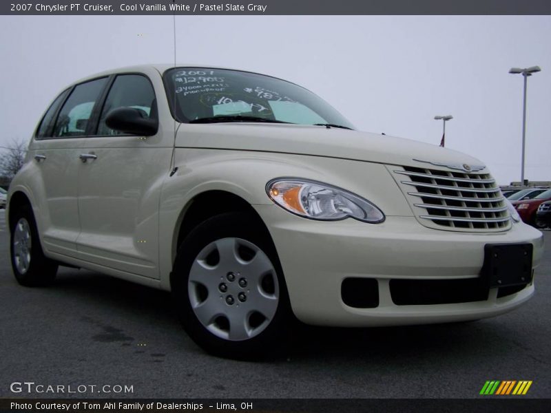 Cool Vanilla White / Pastel Slate Gray 2007 Chrysler PT Cruiser