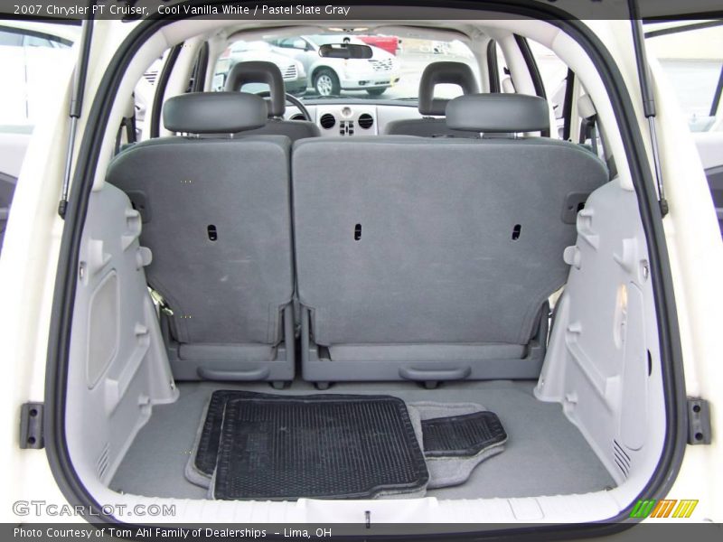 Cool Vanilla White / Pastel Slate Gray 2007 Chrysler PT Cruiser