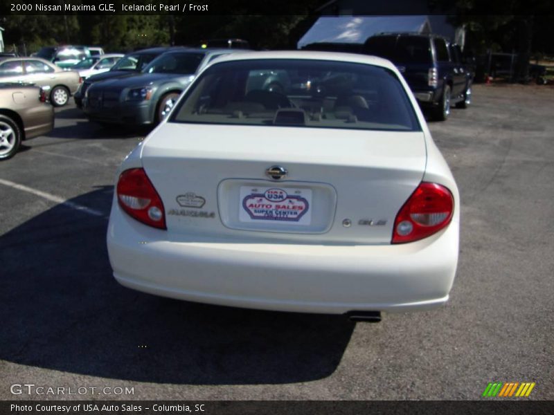 Icelandic Pearl / Frost 2000 Nissan Maxima GLE