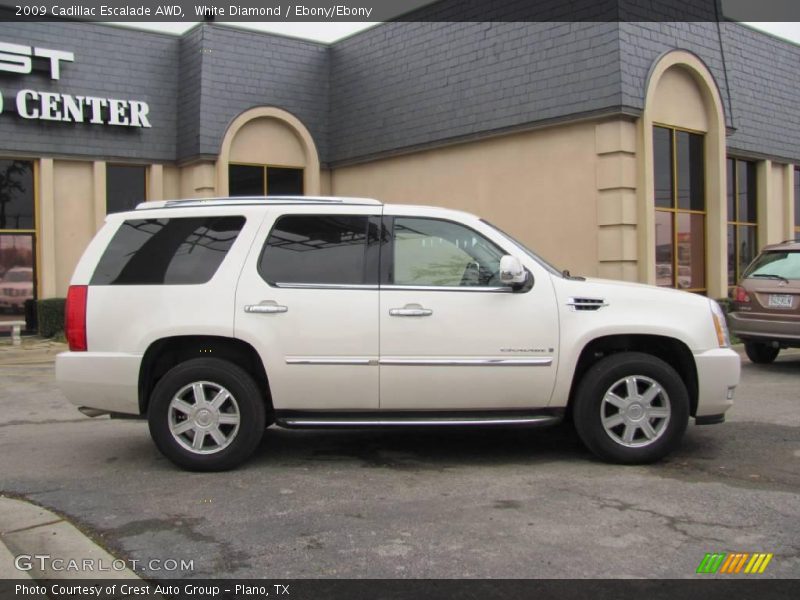 White Diamond / Ebony/Ebony 2009 Cadillac Escalade AWD