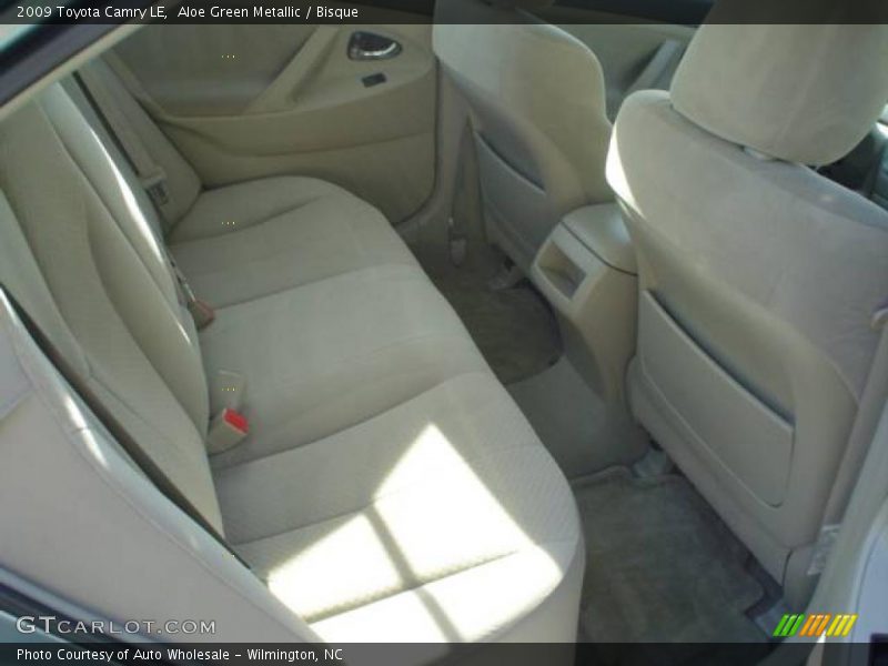 Aloe Green Metallic / Bisque 2009 Toyota Camry LE