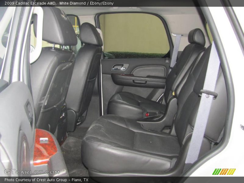 White Diamond / Ebony/Ebony 2009 Cadillac Escalade AWD