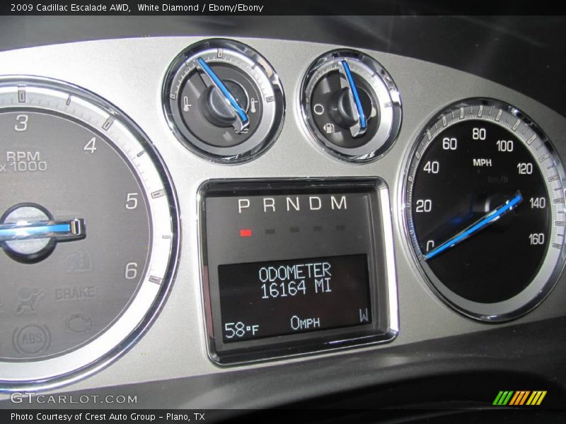 White Diamond / Ebony/Ebony 2009 Cadillac Escalade AWD