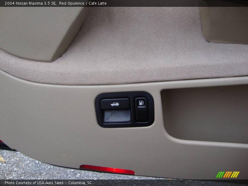 Red Opulence / Cafe Latte 2004 Nissan Maxima 3.5 SE