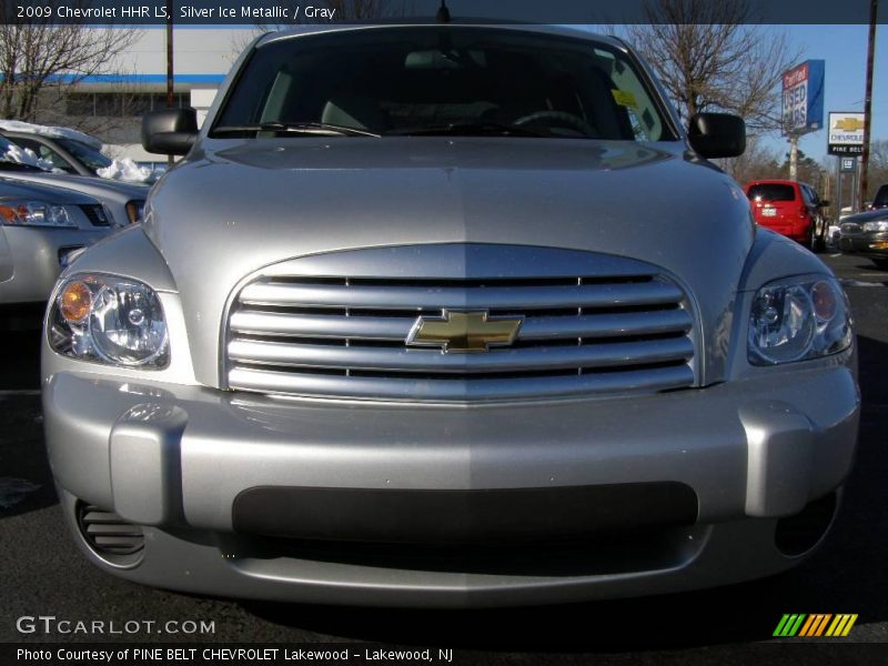 Silver Ice Metallic / Gray 2009 Chevrolet HHR LS