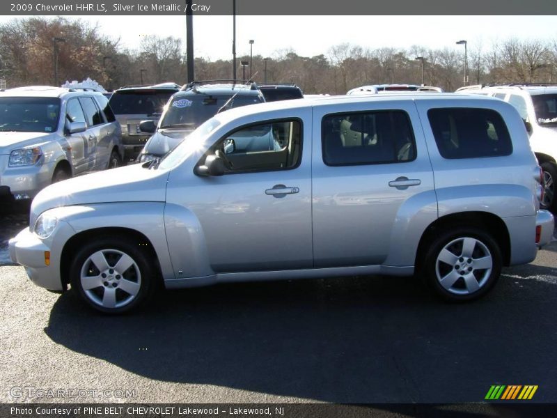 Silver Ice Metallic / Gray 2009 Chevrolet HHR LS