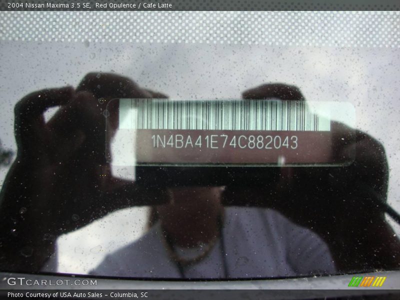 Red Opulence / Cafe Latte 2004 Nissan Maxima 3.5 SE