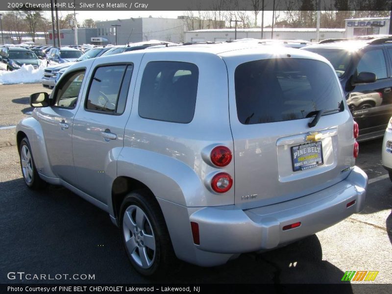 Silver Ice Metallic / Gray 2009 Chevrolet HHR LS