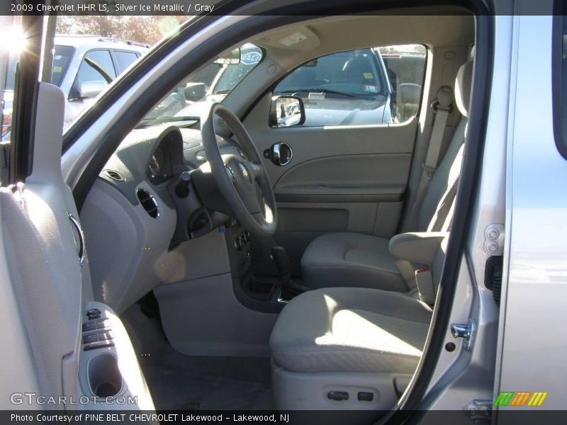 Silver Ice Metallic / Gray 2009 Chevrolet HHR LS