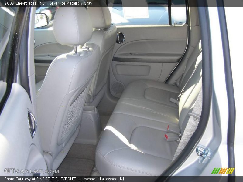 Silver Ice Metallic / Gray 2009 Chevrolet HHR LT