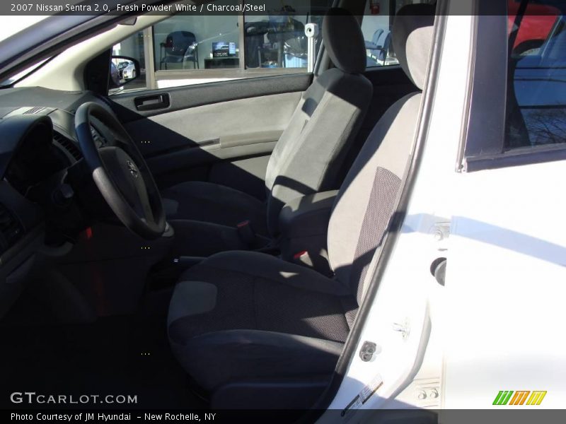 Fresh Powder White / Charcoal/Steel 2007 Nissan Sentra 2.0