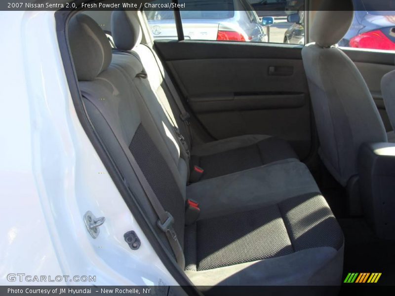 Fresh Powder White / Charcoal/Steel 2007 Nissan Sentra 2.0