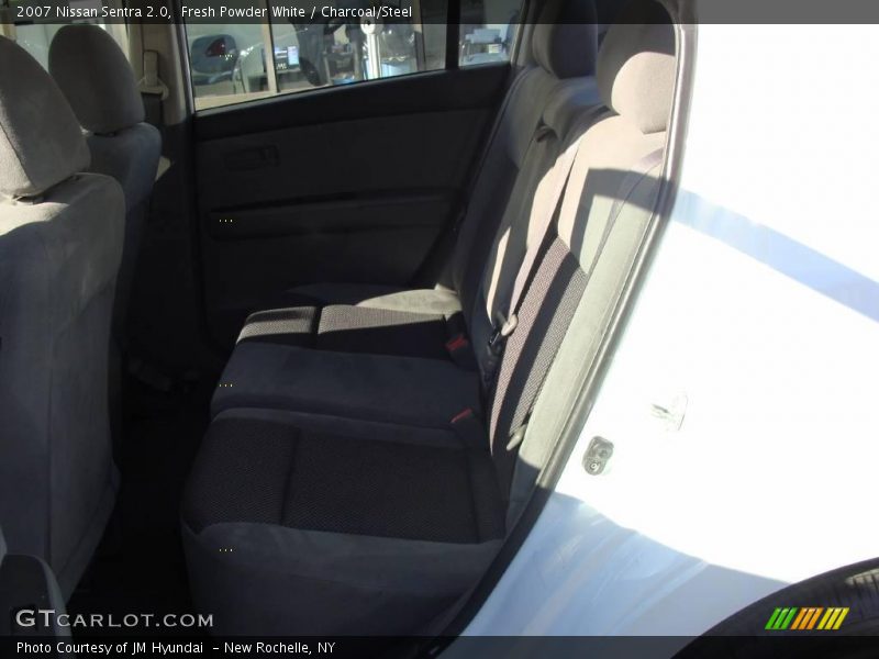 Fresh Powder White / Charcoal/Steel 2007 Nissan Sentra 2.0