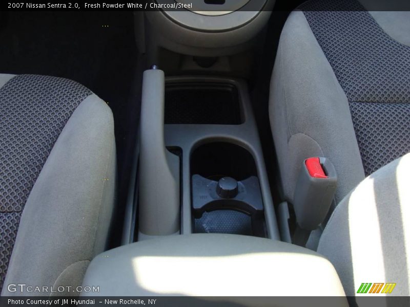 Fresh Powder White / Charcoal/Steel 2007 Nissan Sentra 2.0
