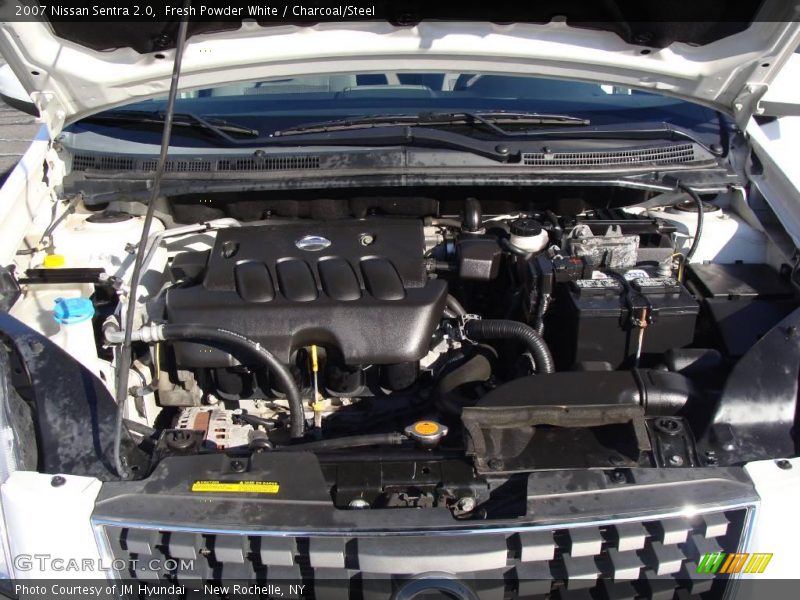 Fresh Powder White / Charcoal/Steel 2007 Nissan Sentra 2.0