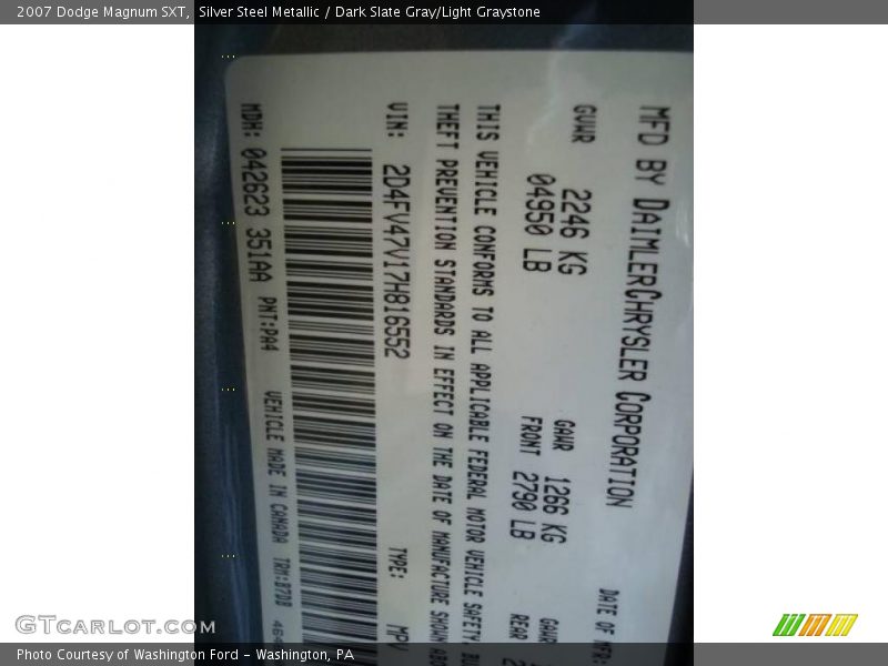 Silver Steel Metallic / Dark Slate Gray/Light Graystone 2007 Dodge Magnum SXT