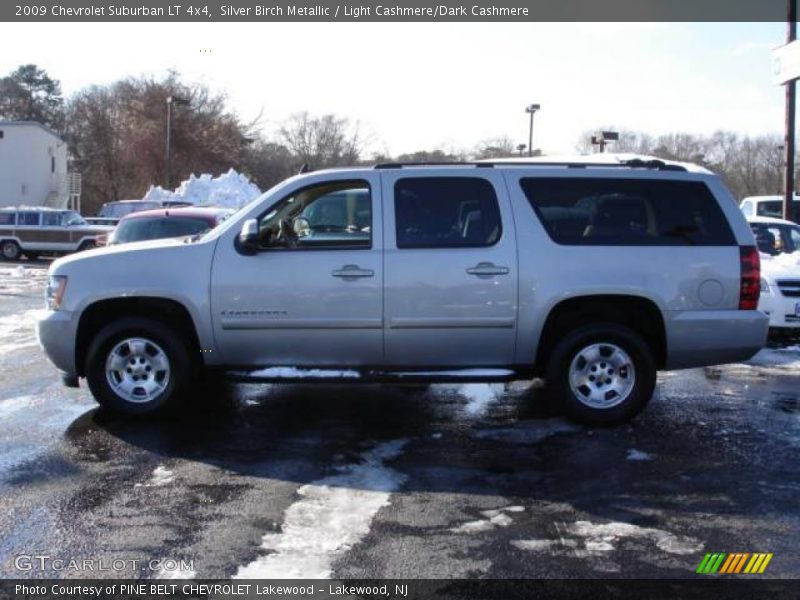 Silver Birch Metallic / Light Cashmere/Dark Cashmere 2009 Chevrolet Suburban LT 4x4