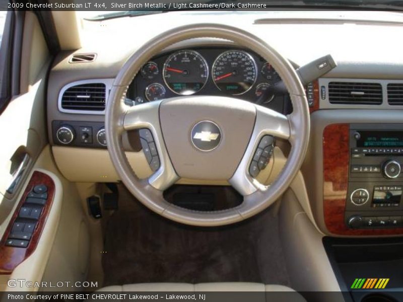 Silver Birch Metallic / Light Cashmere/Dark Cashmere 2009 Chevrolet Suburban LT 4x4