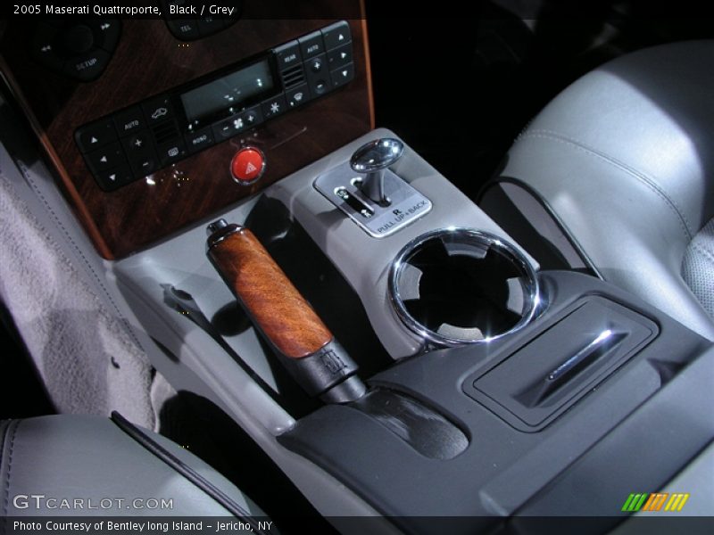 Black / Grey 2005 Maserati Quattroporte