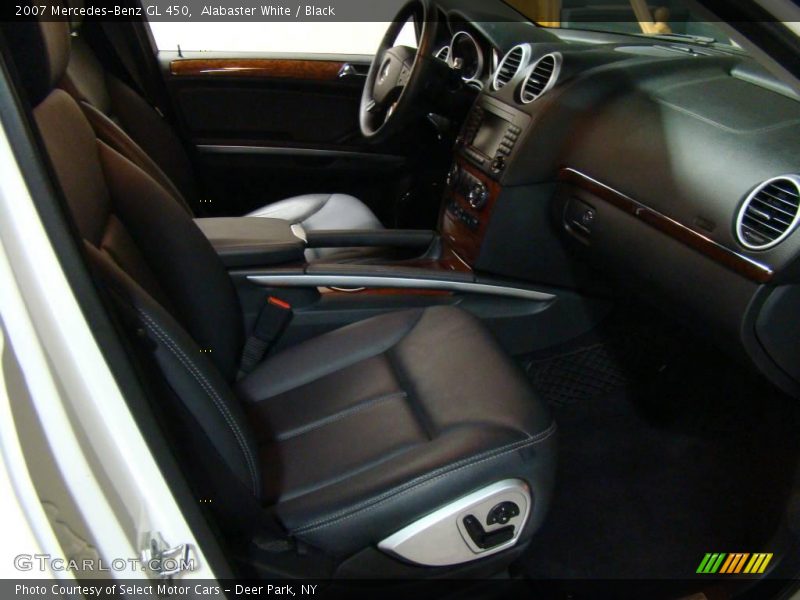 Alabaster White / Black 2007 Mercedes-Benz GL 450