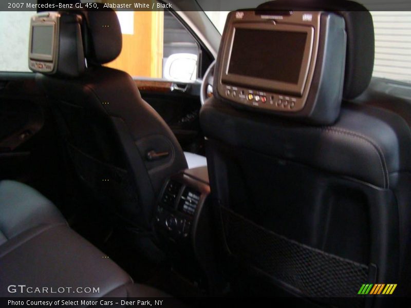 Alabaster White / Black 2007 Mercedes-Benz GL 450