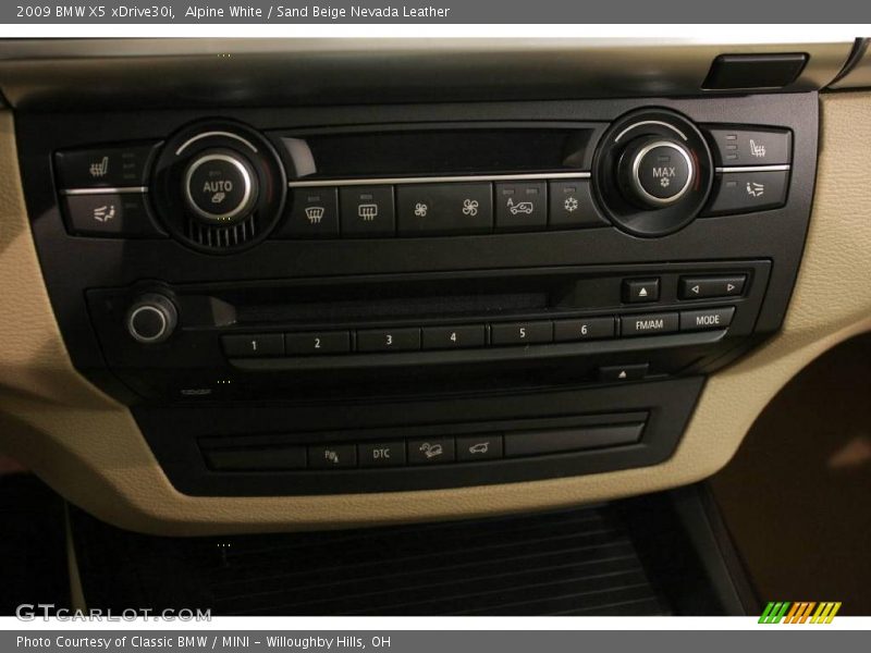 Alpine White / Sand Beige Nevada Leather 2009 BMW X5 xDrive30i