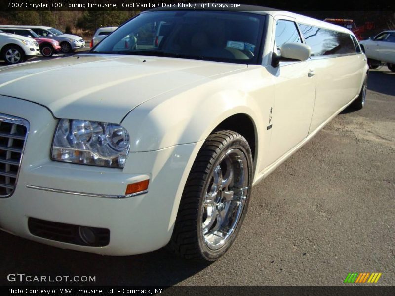 Cool Vanilla / Dark Khaki/Light Graystone 2007 Chrysler 300 Touring Limousine