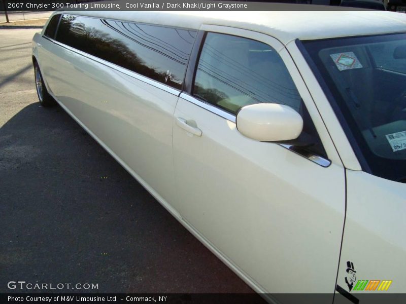 Cool Vanilla / Dark Khaki/Light Graystone 2007 Chrysler 300 Touring Limousine