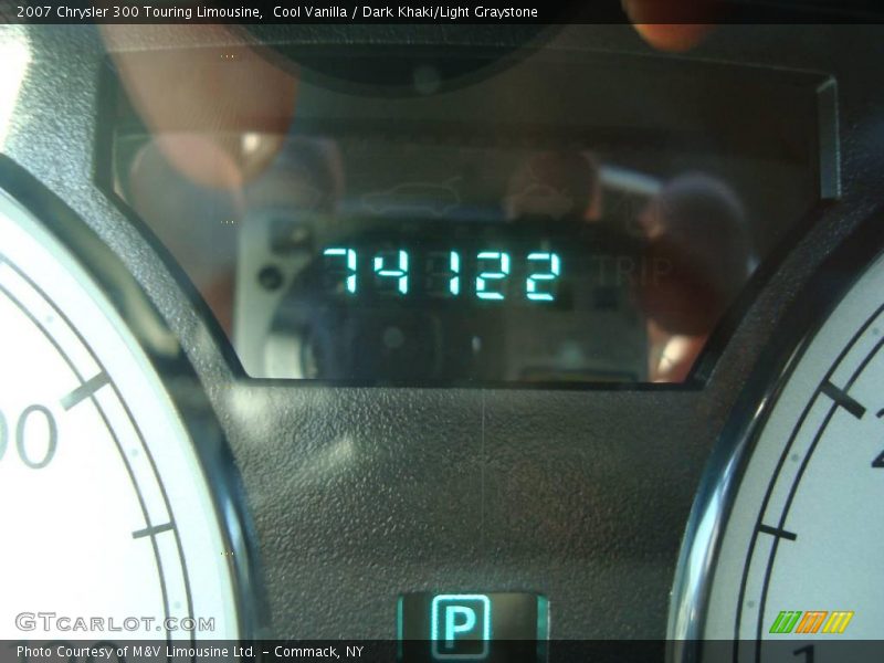 Cool Vanilla / Dark Khaki/Light Graystone 2007 Chrysler 300 Touring Limousine