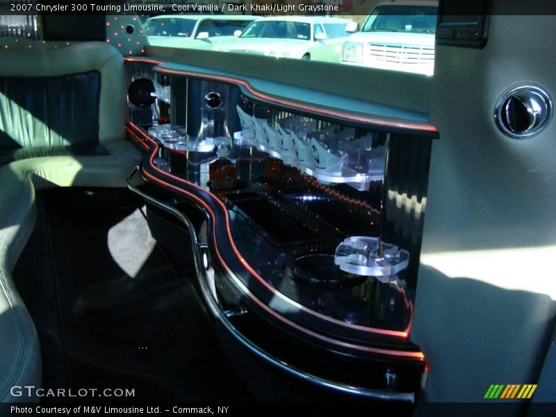 Cool Vanilla / Dark Khaki/Light Graystone 2007 Chrysler 300 Touring Limousine