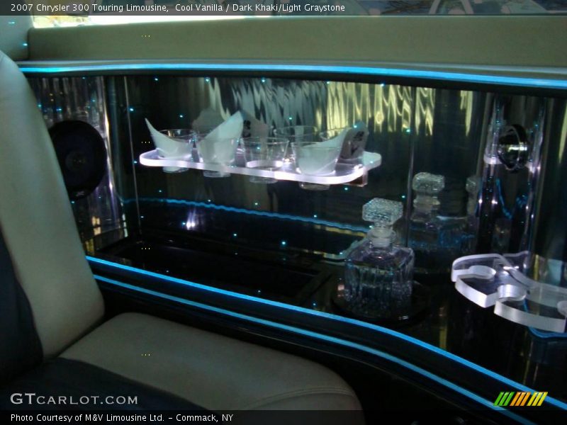 Cool Vanilla / Dark Khaki/Light Graystone 2007 Chrysler 300 Touring Limousine
