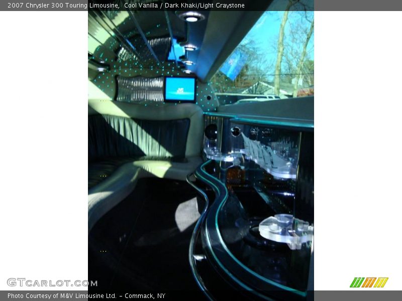Cool Vanilla / Dark Khaki/Light Graystone 2007 Chrysler 300 Touring Limousine