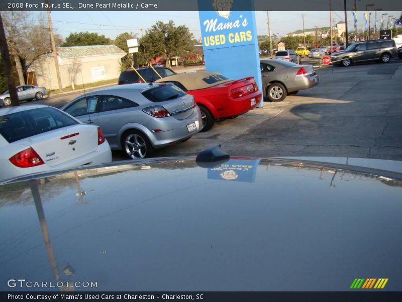 Dune Pearl Metallic / Camel 2008 Ford Taurus SEL