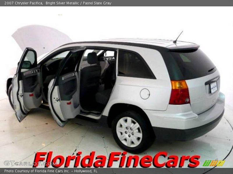 Bright Silver Metallic / Pastel Slate Gray 2007 Chrysler Pacifica