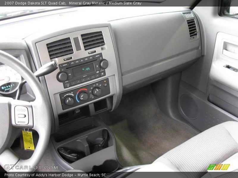 Mineral Gray Metallic / Medium Slate Gray 2007 Dodge Dakota SLT Quad Cab
