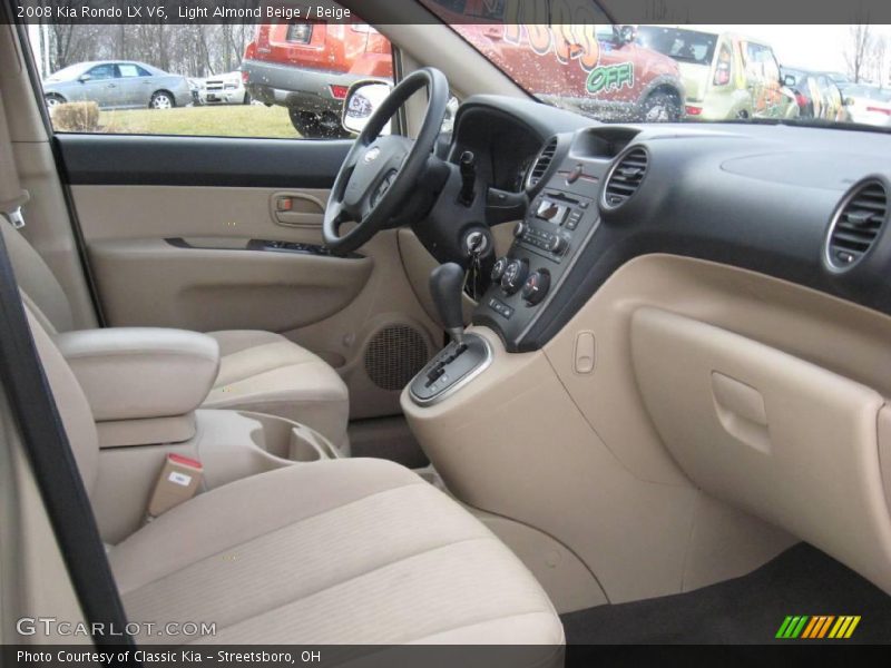 Light Almond Beige / Beige 2008 Kia Rondo LX V6