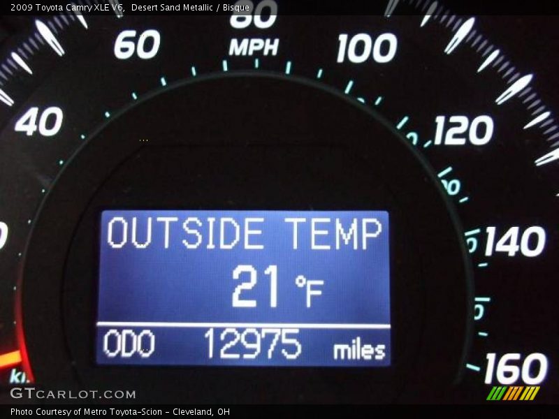 Desert Sand Metallic / Bisque 2009 Toyota Camry XLE V6