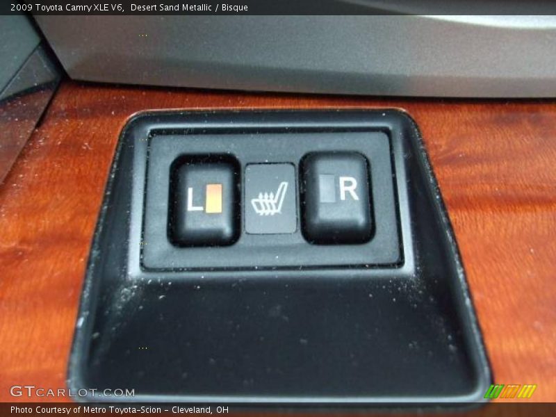 Desert Sand Metallic / Bisque 2009 Toyota Camry XLE V6